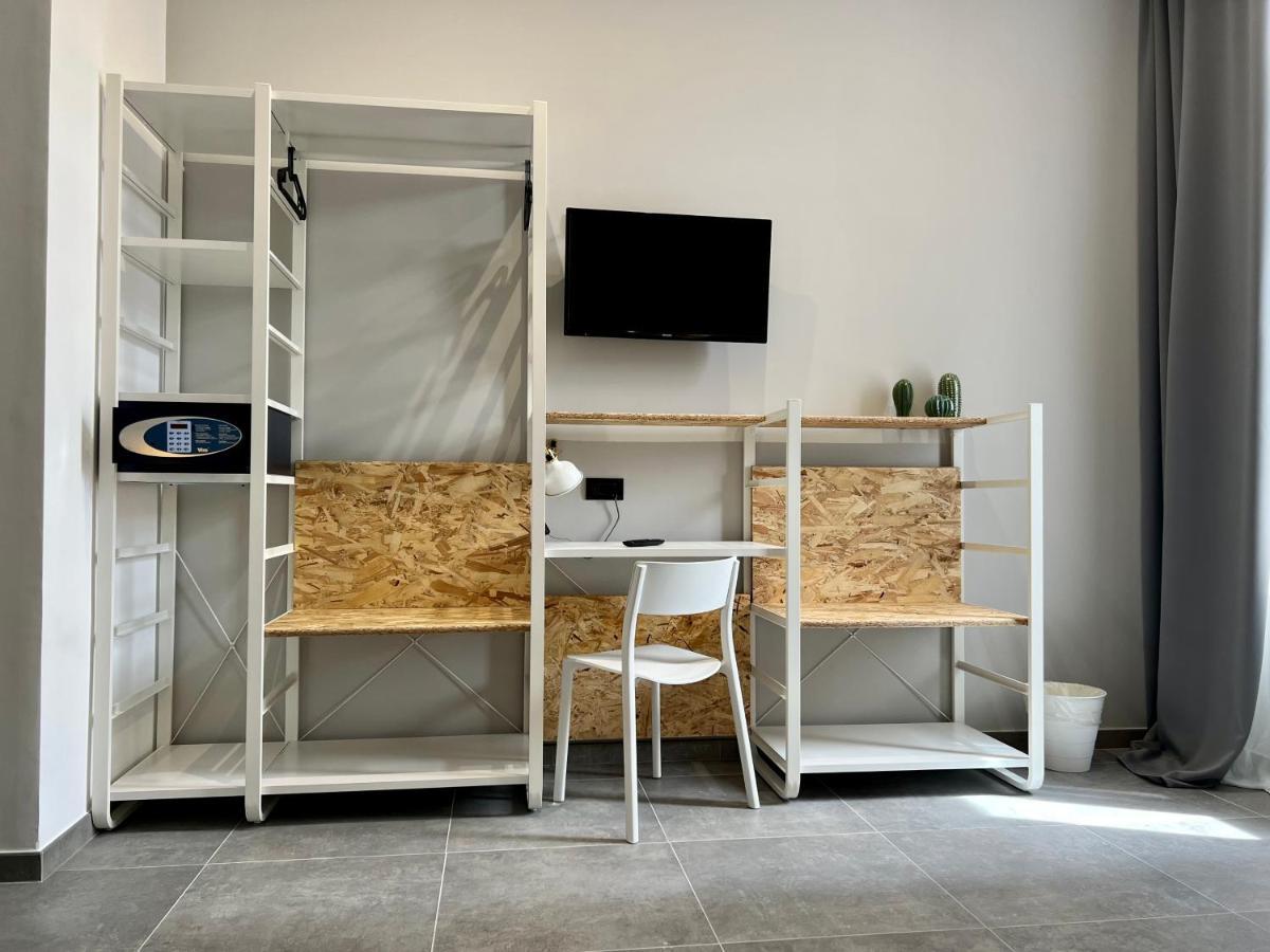 Residence Hotel Moderno Bari Esterno foto
